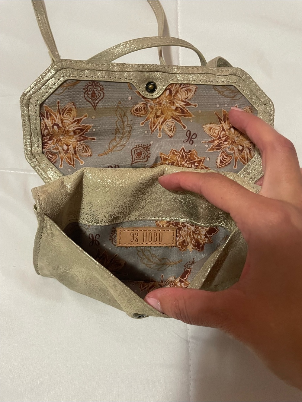HOBO Metallic Gold Crossbody Wallet - Picture 3 of 4